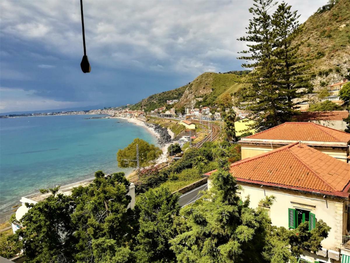 Baia Di Atlantide Appartement Taormina Buitenkant foto